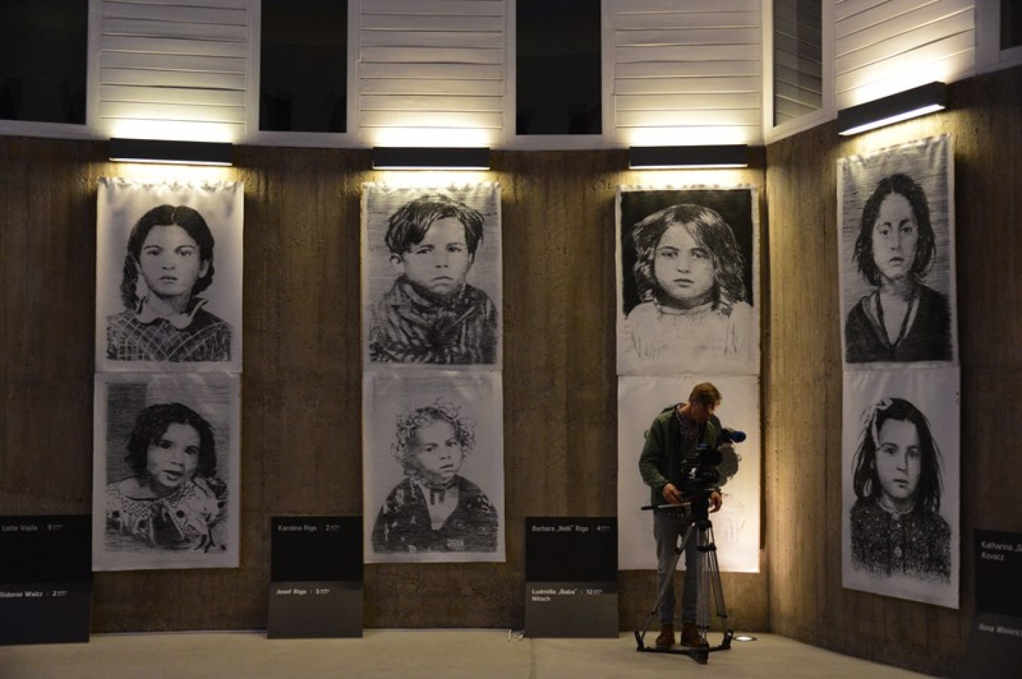 Otvorenje izložbe “Crtežom protiv zaborava” za djecu žrtve Auschwitza