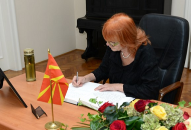 Otvorena Knjiga žalosti u veleposlanstvu Republike Makedonije