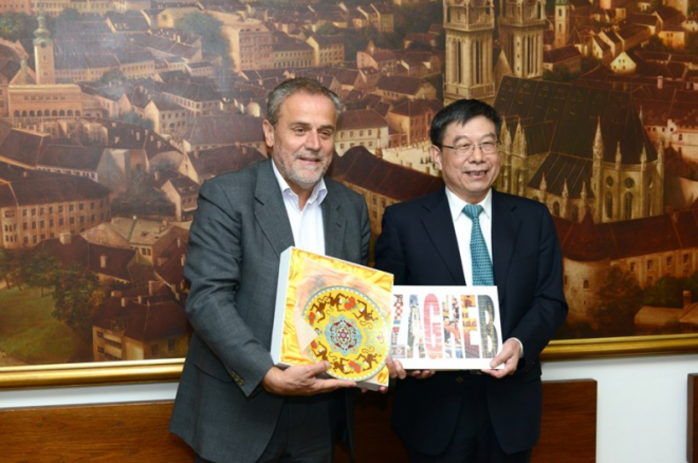 Posjet izaslanstva grada Pekinga gradonačelniku Bandiću