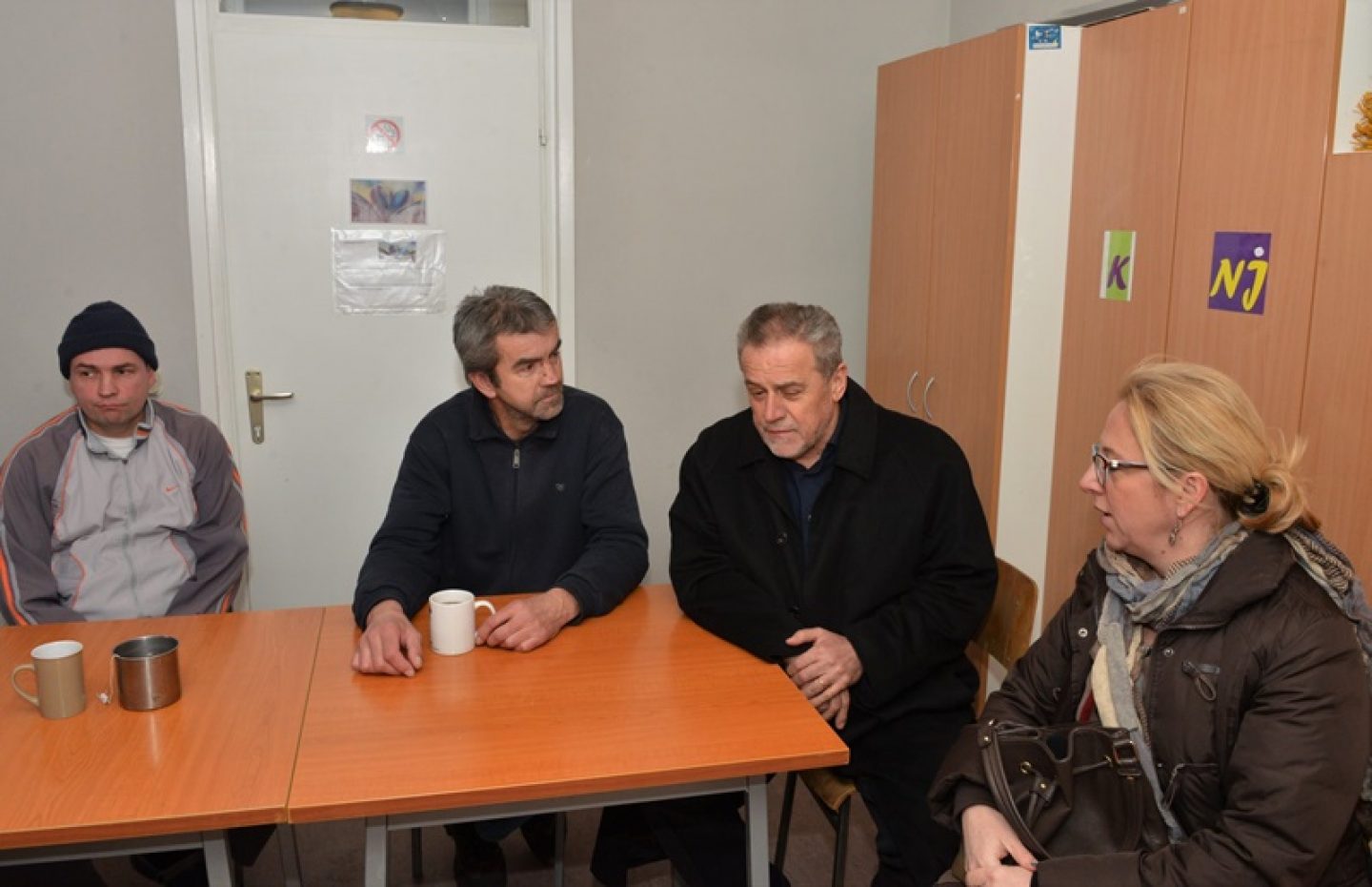 Gradonačelnik Bandić obišao Prihvatilište za beskućnike u Kosnici