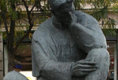 PRAZNO POSTOLJE: Gdje je nestao spomenik Nikole Tesle iz središta Zagreba?