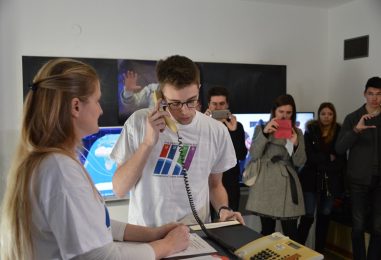 HELLO ZAGREB, HERE NASA: Zagrebački učenici razgovarali s astronautom!