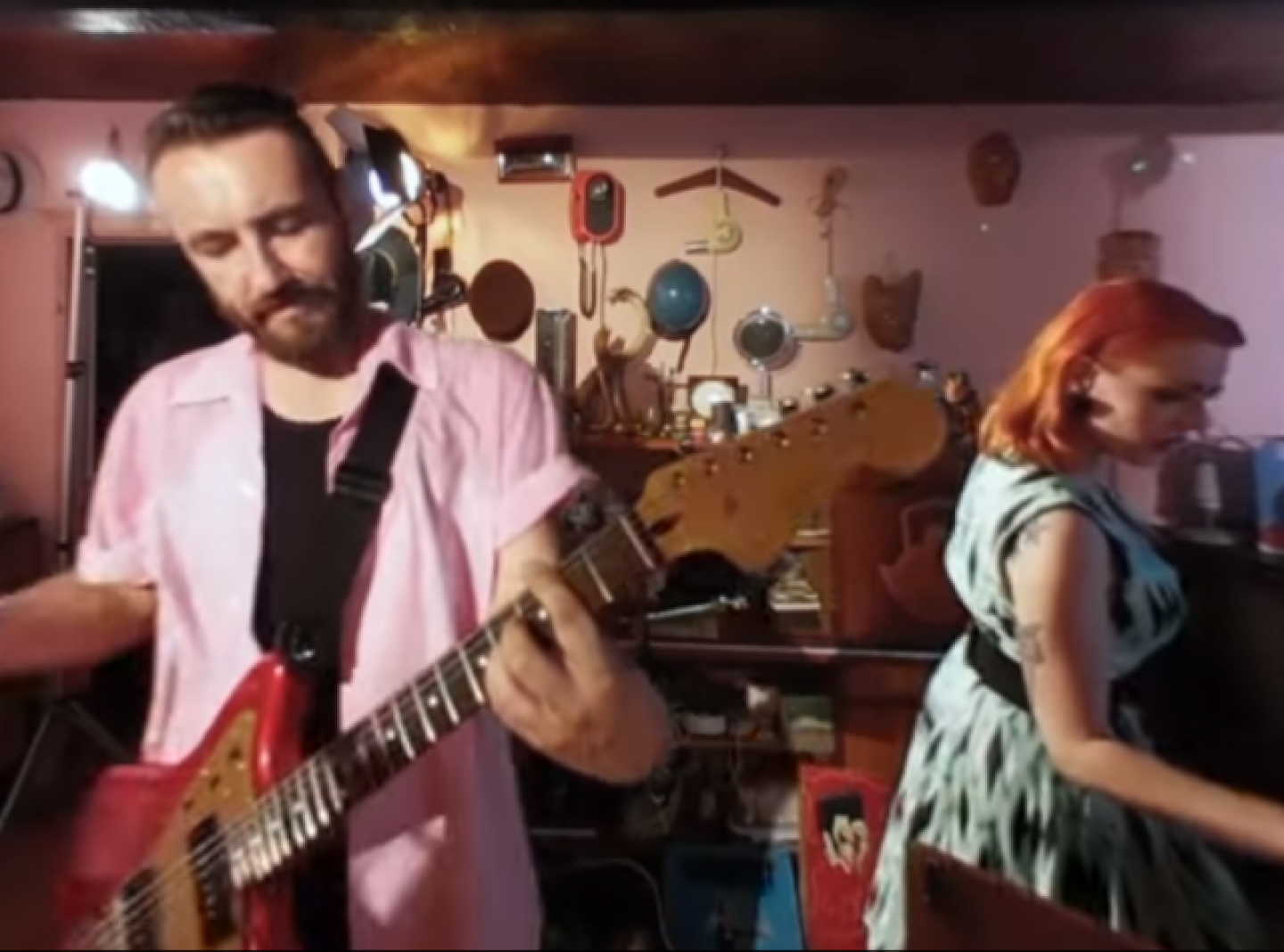 Rock kvartet Gretta predstavlja dvije verzije spota za pjesmu “Vatromet za kraj”