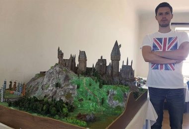 Na Sferakonu velika maketa Hogwartsa i 30 originalnih štapića iz Harryja Pottera