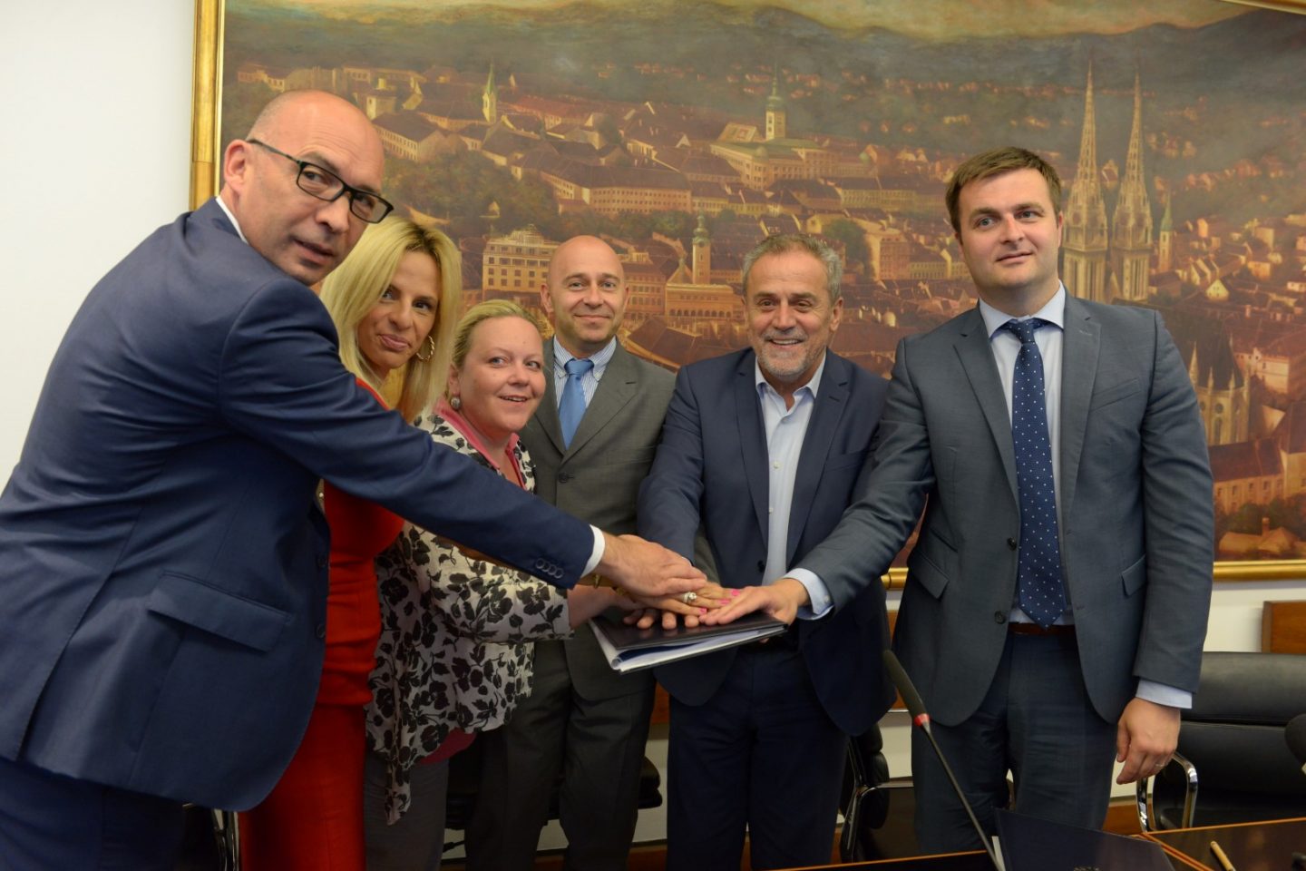 Potpisana dva ugovora vezana za projekt “Centar za gospodarenje otpadom Zagreb”