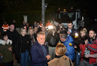POPRAVILI CJEVOVOD Podsljemenska zona dobila vodu, Bandić obećao nagradu radnicima Vodoopskrbe