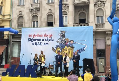Akcija SIGURNO U ŠKOLU s HAK-om održava se u školama širom Hrvatske