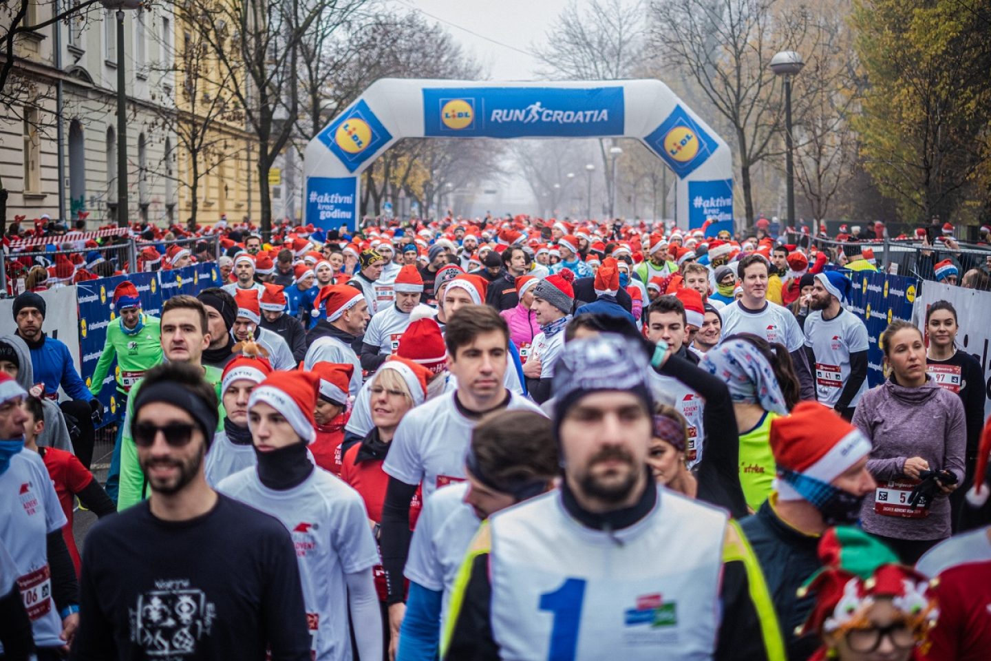 Zagreb Advent Run okupio više od 3000 sudionika koji su preplavili centar Zagreba